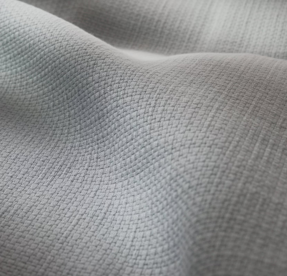 Lightweight Bed Blanket